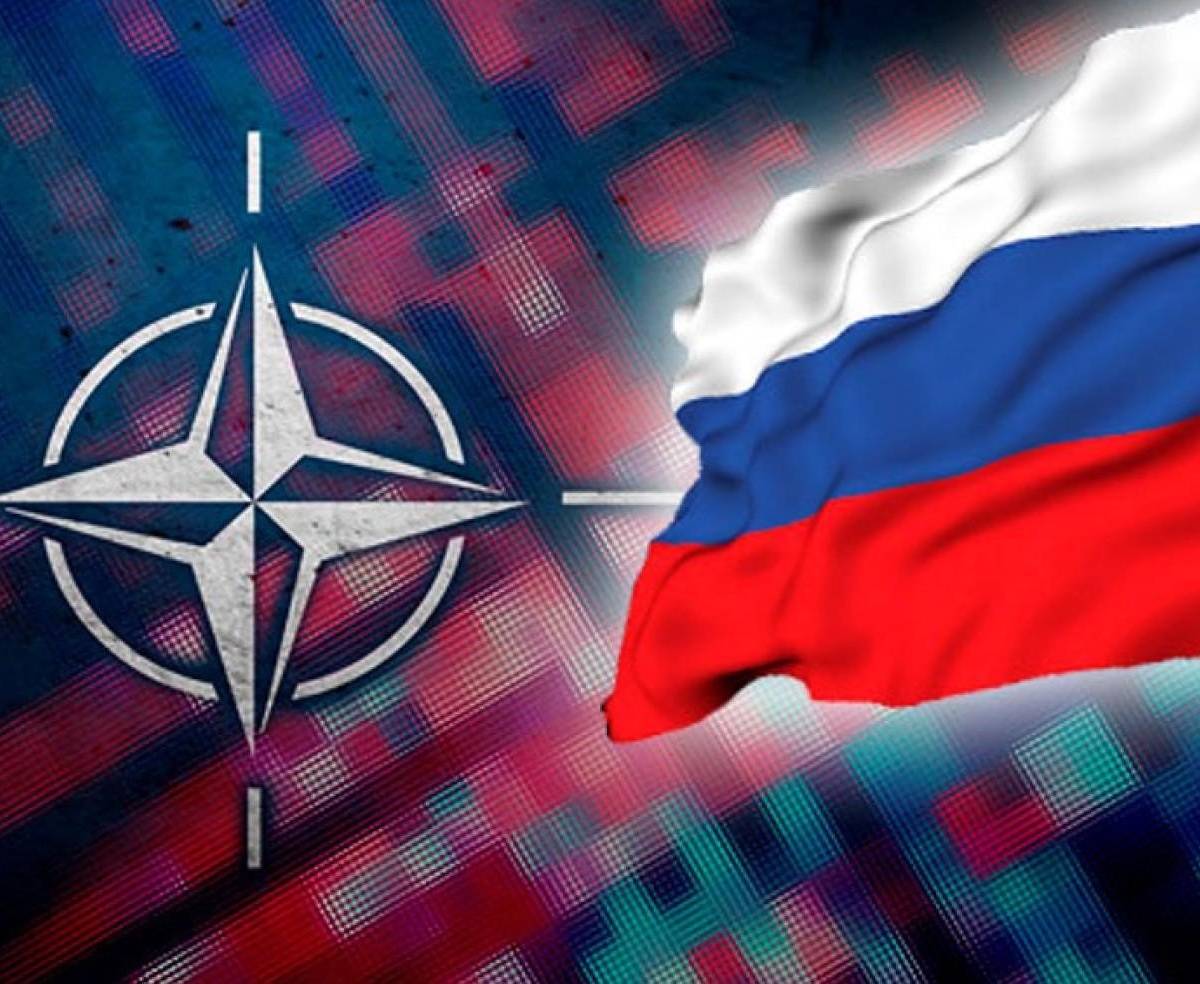 Театр абсурда: НАТО отказывает дипломатам Театр абсурда: НАТО отказывает дипломатам