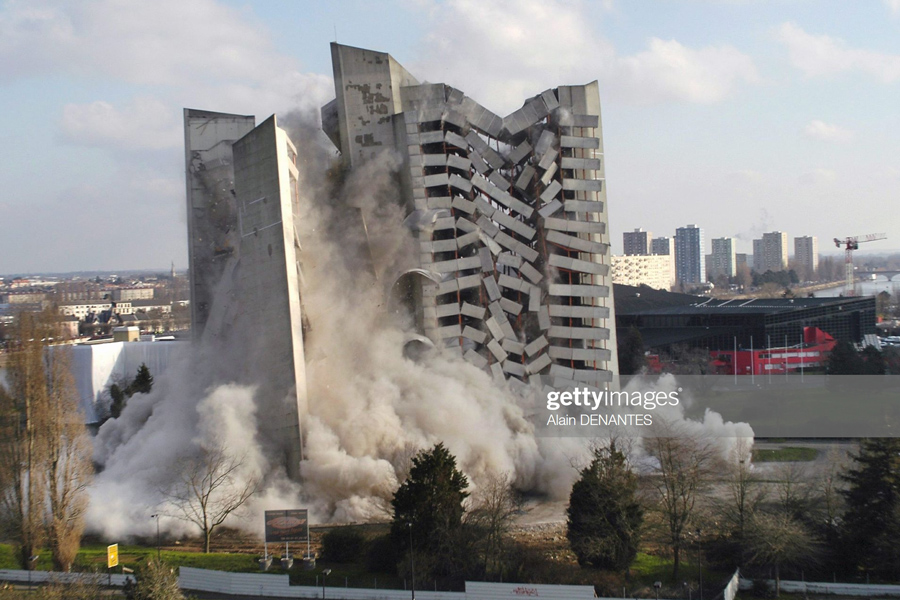 Building-Fell Building-Fell