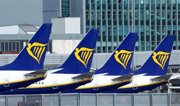 FILE PHOTO: Ryanair planes are seen at Dublin Airport, following the outbreak of the coronavirus disease (COVID-19), Dublin, Ireland, May 1, 2020. REUTERS/Jason Cairnduff/File Photo/File Photo/File Photo 