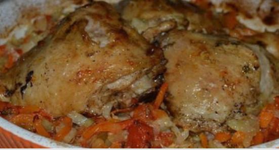 Сочная курочка на капустной подушке: быстро и вкусно Сочная курочка на капустной подушке: быстро и вкусно