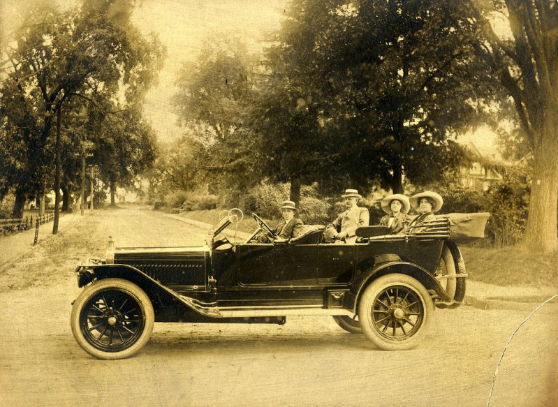 1912 Winton 1912 Winton винтажные фото, история, олдтаймер, ретро, ретро авто, ретро фото, старина, фото