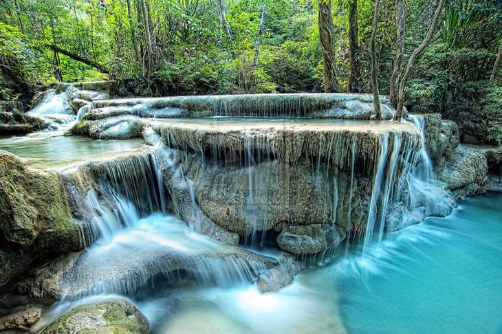 Водопад Эраван Таиланд. Каякам здесь не место. Самые причудливые и величественные водопады планеты. Фото с сайта NewPix.ru