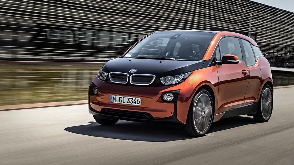 BMW отзовет электрокары i3 из-за утечки топлива