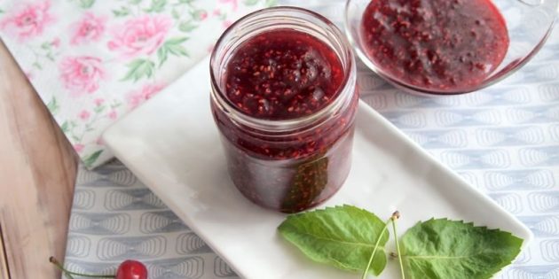 Варенье из смородины и вишни Варенье из смородины и вишни