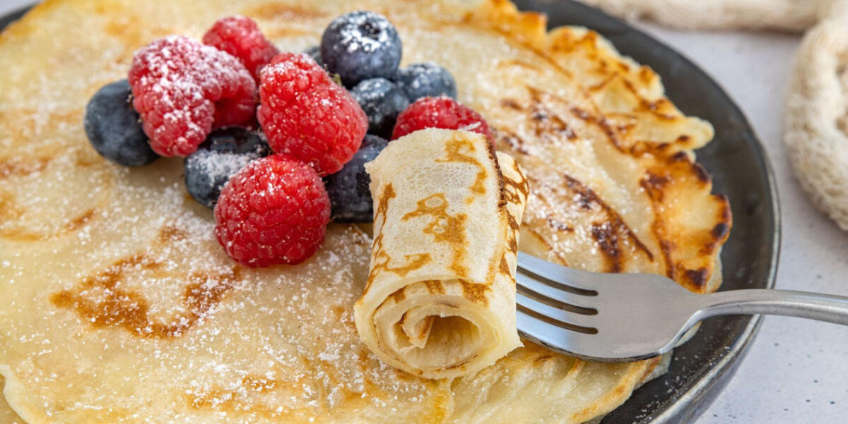 Названы два вида самых вредных начинок для блинов