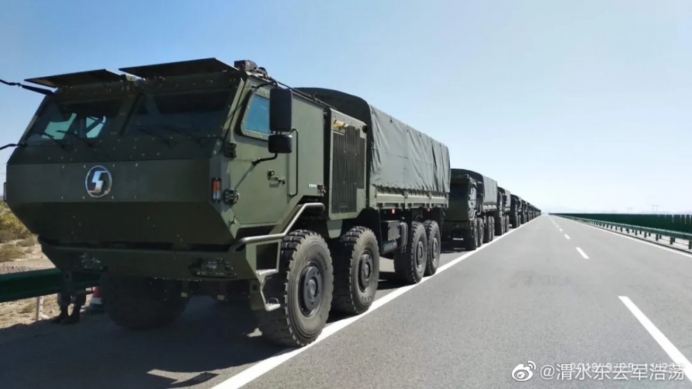 Новые тактические армейские грузовые автомобили Shaanxi начали поступать на вооружение НОАК