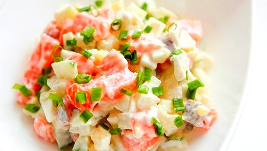 Рецепт салата с семгой и огурцом