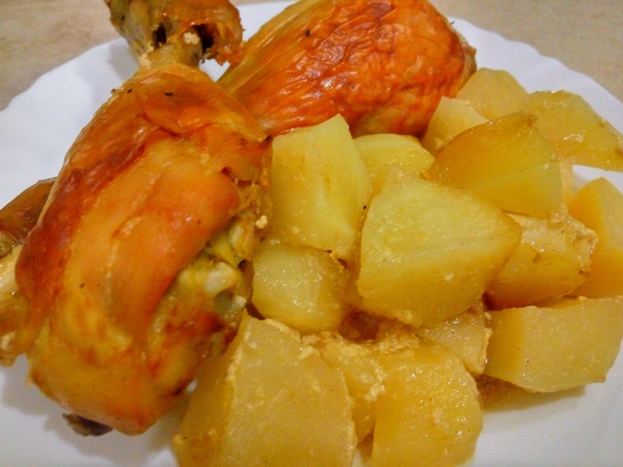 Сочная курица с картошкой в духовке Видео, Рецепт, Картофель, Курица, Кулинария, Еда