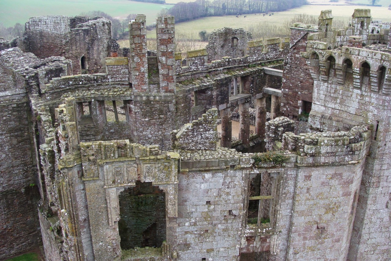 Замки Англии: Раглан (Raglan Castle)