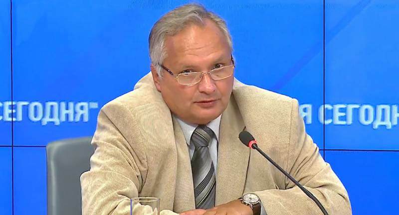 Русофобия сохранит «кресло» за Лукашенко Русофобия сохранит «кресло» за Лукашенко