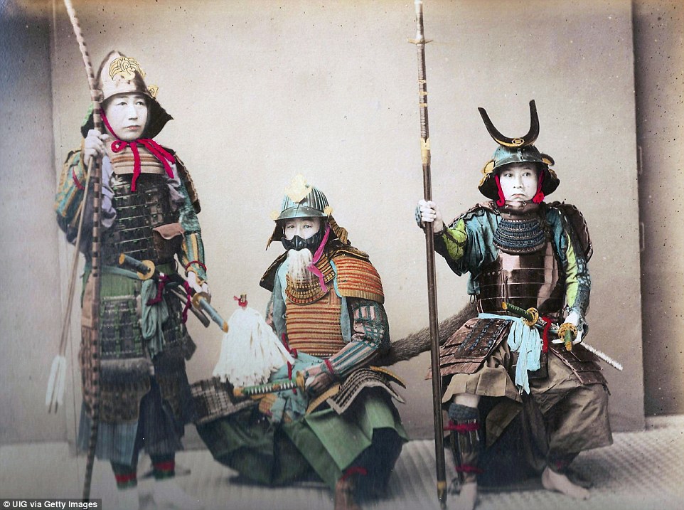 Жизнь и смерть с мечом в руках: потрясающие фотографии японских самураев 130-летней давности