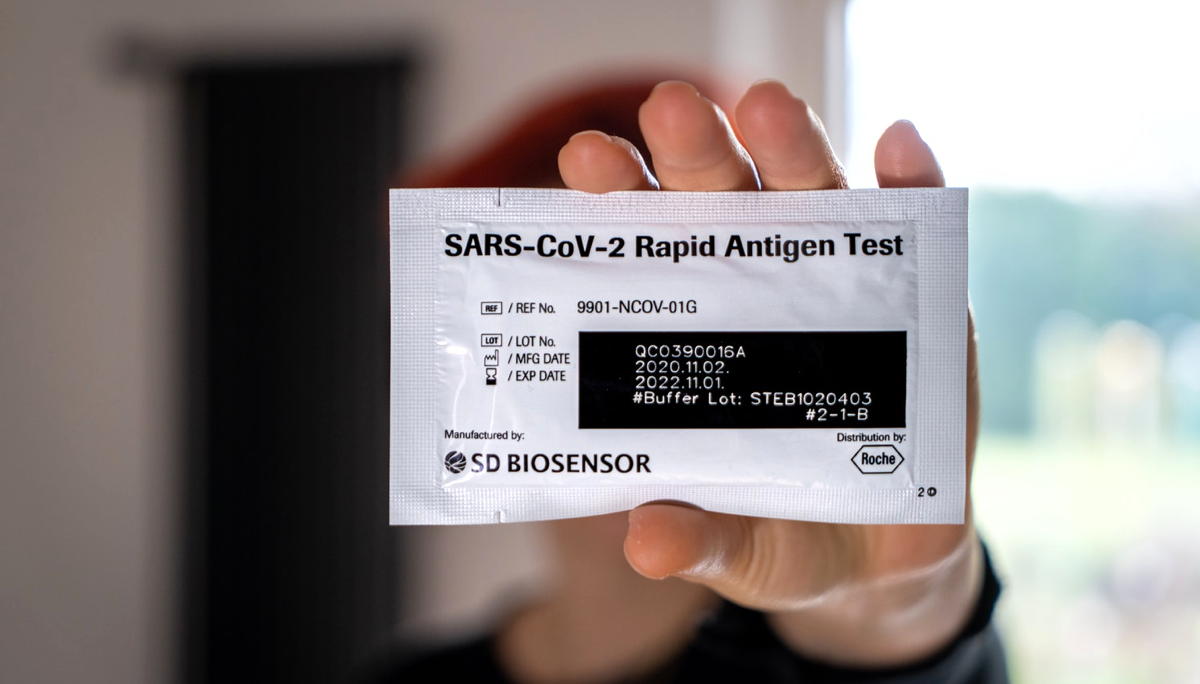 В Китае начали применять новый вид тестирования на SARS-CoV-2 — ректальный мазок