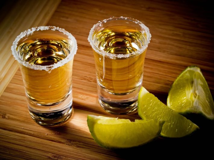 https://alcozavr.com/wp-content/uploads/2015/12/tequila1-e1475073587397.jpg
