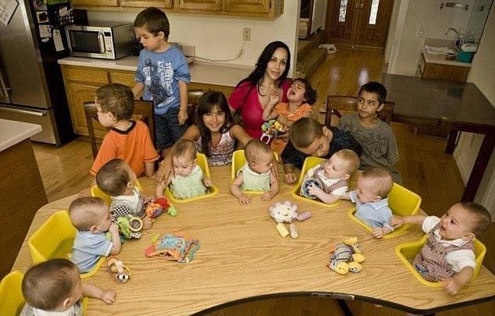 Помните женщину, которая в 2009 году родила восьмерняшек? Как выглядят её дети сегодня Помните женщину, которая в 2009 году родила восьмерняшек? Как выглядят её дети сегодня