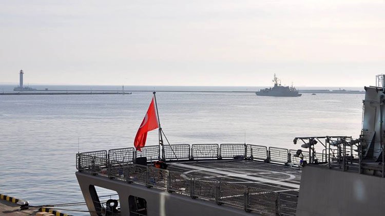 «Пусть создают великую лодочную станцию»: россияне о моряках Украины, попросившихся в Крым