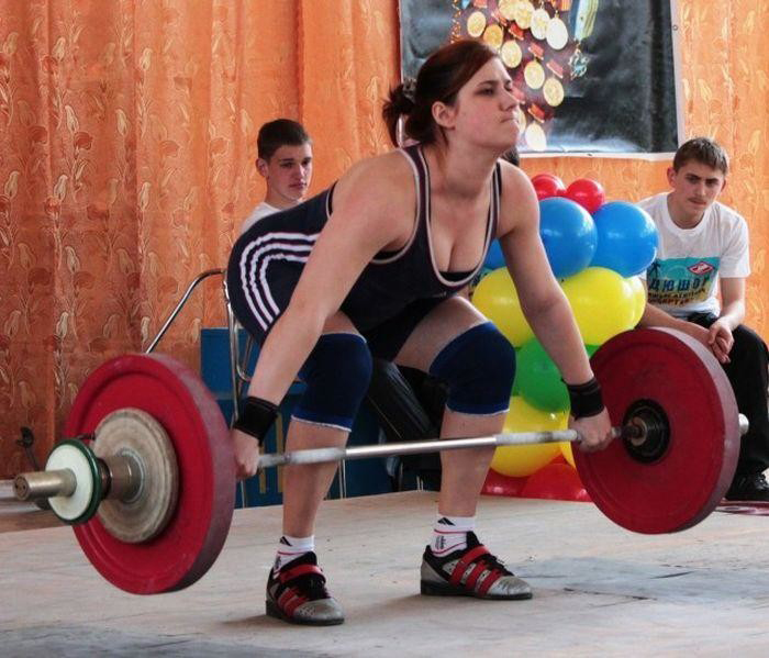 Варвара не оставляет тяжелую атлетику в стороне, просто превратила ее из главного занятия в свое хобби. Варвара не оставляет тяжелую атлетику в стороне, просто превратила ее из главного занятия в свое хобби.