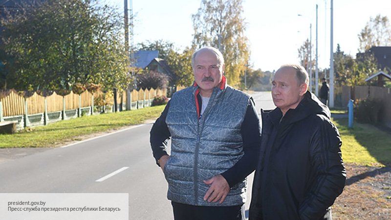 Лукашенко заявил, что готов далеко зайти в объединении народов РФ и Белоруссии