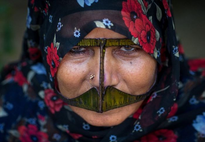 Вот для чего иранские женщины носят эти странные маски-усы Вот для чего иранские женщины носят эти странные маски-усы