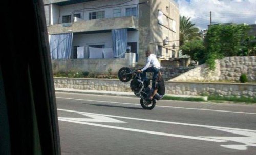 Фотографии, доказывающие, что первые 40 лет в жизни мужчины — самые сложные!