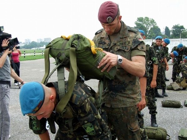 Как наш краповик над немецкими десантниками подшутил Как наш краповик над немецкими десантниками подшутил