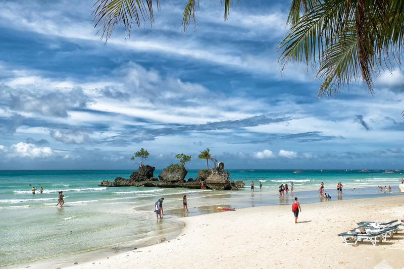 25 лучших пляжей мира — от самых популярных до абсолютно необитаемых
