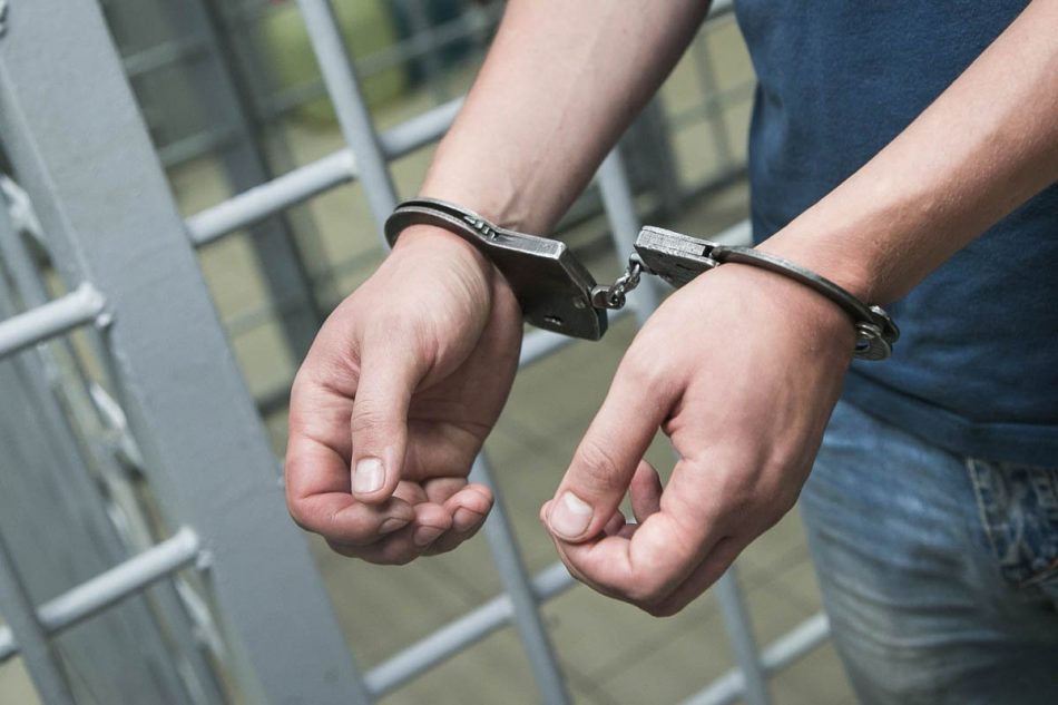 В Северо-Западном округе Москвы полицейские задержали подозреваемого в кражах автомобильных номеров. Фото: соцсети