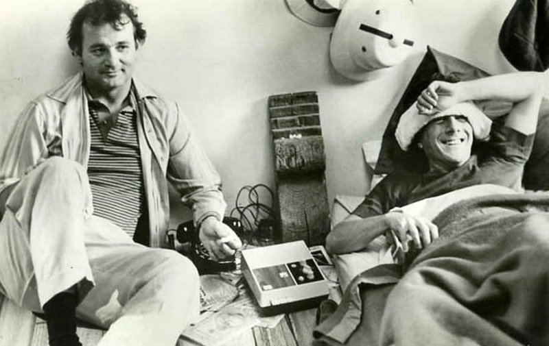 Билл Мюррей и Дастин Хоффман на съемках фильма "Тутси", 1982 год голливуд, за кадром, кино, фото