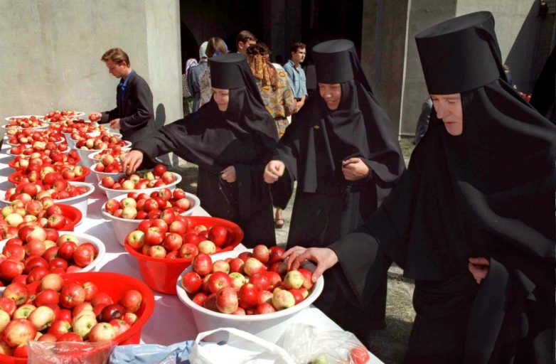 Что пережила Россия в 90-е годы