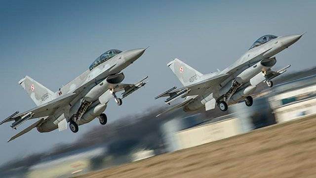 США намерены поставить Тайваню истребители F-16 на 8 млрд долларов