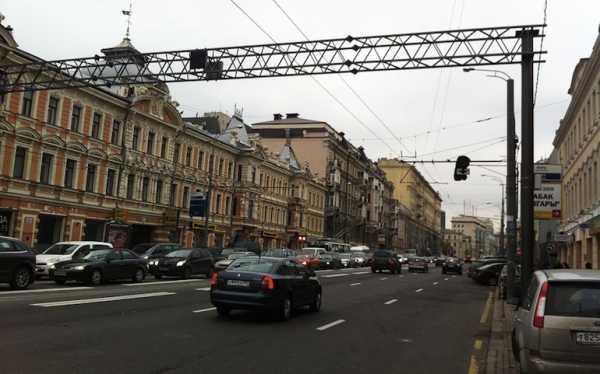 http://www.avtobaiki.ru/img/znak_reversivnogo_dvizheniya_chto_oznachaet_8.jpg