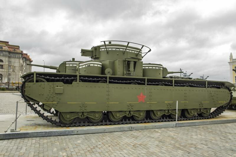 Рассказы об оружии. Танк Т-35. Самый бесполезный в мире? Рассказы об оружии. Танк Т-35. Самый бесполезный в мире? рассказы об оружии, страницы истории, танк т-35