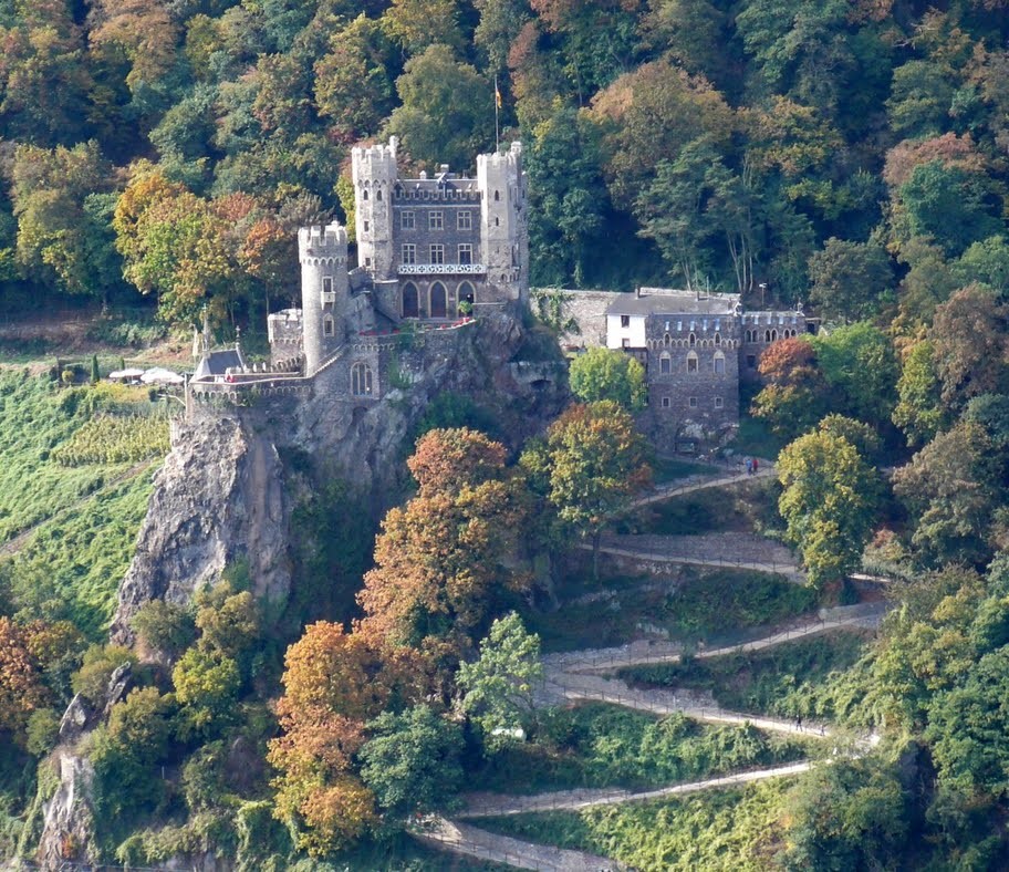 burg-reichenstein-2.jpg burg-reichenstein-2.jpg