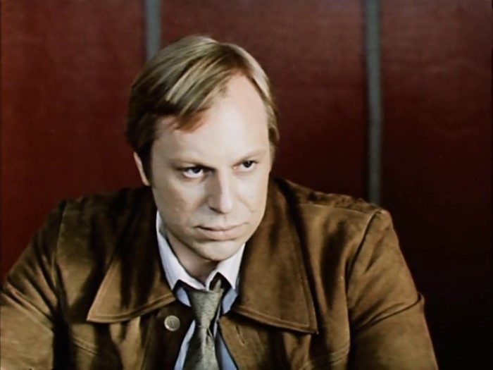 Юрий Богатырев в фильме *Нежданно-негаданно*, 1983 Юрий Богатырев в фильме *Нежданно-негаданно*, 1983