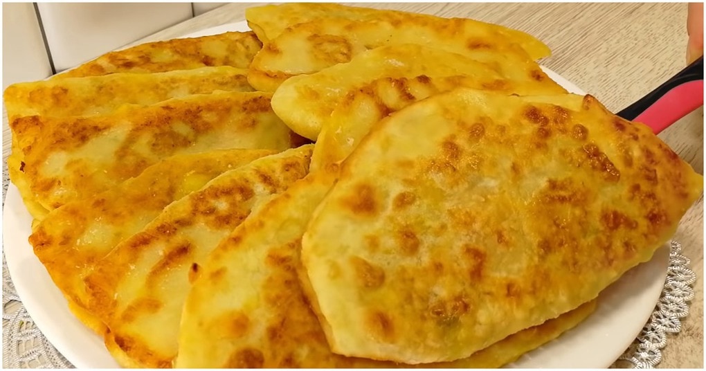 Необычные пирожки с пикантной начинкой, которую никто не угадает