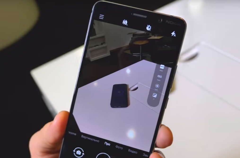 Блокировка Nokia 9 PureView поддалась пачке жвачки
