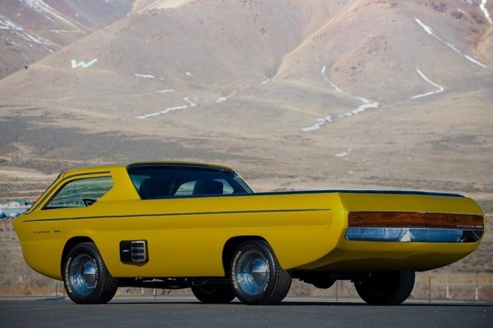 Смелая попытка в лице Dodge Deora. Смелая попытка в лице Dodge Deora.