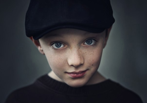 ФОТОСТУДИЯ. Фотографируем детей ФОТОСТУДИЯ. Фотографируем детей
