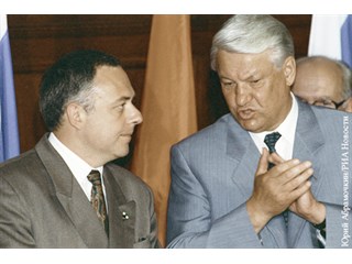 Как Ельцин уничтожил внешнюю политику СССР