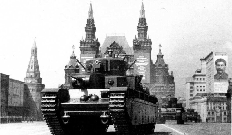 Рассказы об оружии. Танк Т-35. Самый бесполезный в мире? Рассказы об оружии. Танк Т-35. Самый бесполезный в мире? рассказы об оружии, страницы истории, танк т-35