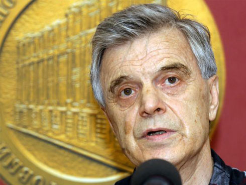 Хасбулатов: наконец-то власти заговорили на тему бедности серьезно