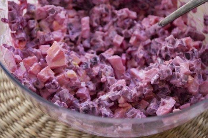 Салат свекольный Салат свекольный