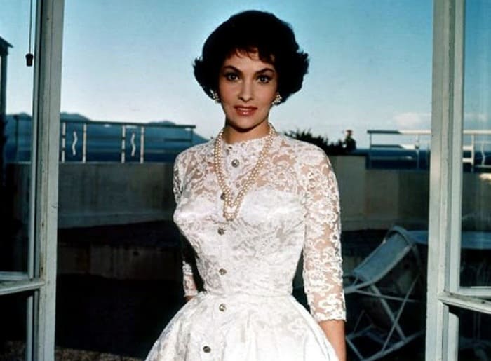 Знаменитая итальянская актриса, скульптор, фотограф Джина Лоллобриджида | Фото: bigpicture.ru Знаменитая итальянская актриса, скульптор, фотограф Джина Лоллобриджида | Фото: bigpicture.ru