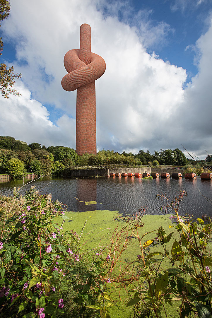 Alex-Chinneck-Onwards-_-Upwards-Knot-3-art-itsnicethat.jpg Alex-Chinneck-Onwards-_-Upwards-Knot-3-art-itsnicethat.jpg
