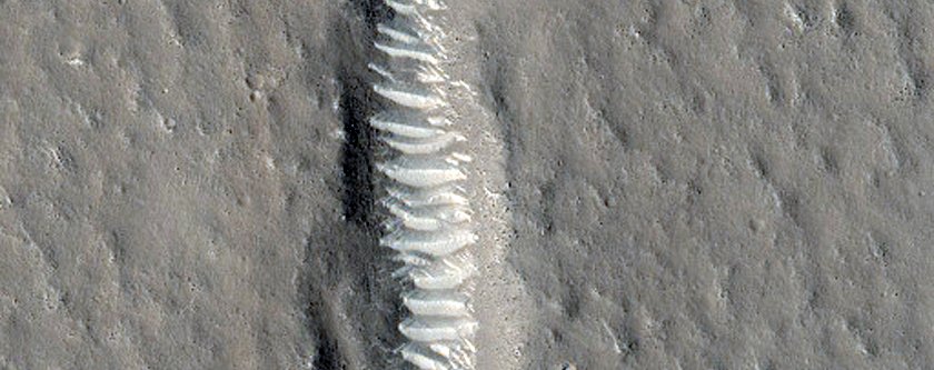 NASA опубликовало новые захватывающие снимки Марса, и вот — лучшие из них