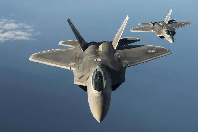 Российский комплекс С-400 рвёт ВВС США как Тузик рекламный фантик
