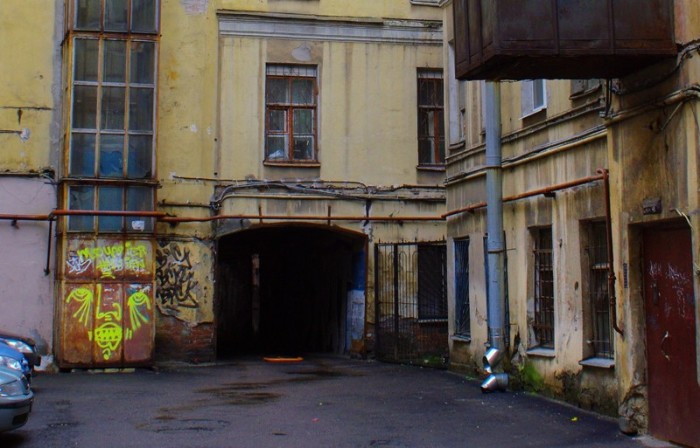 Город Гоголя, Пушкина, Блока... Легендарные питерские дворы-колодцы, которые дарят городу особое очарование