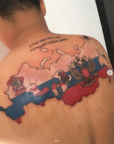 Парень из Колумбии полюбил Россию после ЧМ-2018 Парень из Колумбии полюбил Россию после ЧМ-2018