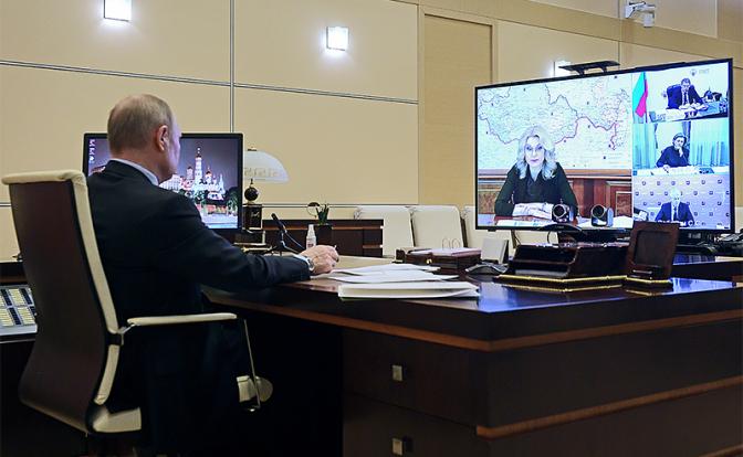 «Путину бы не регионы за разгильдяйство ругать, а Голикову отстранить за развал медицины»