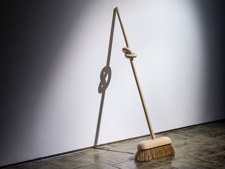 Alex-Chinneck-Broom-art-itsnicethat.jpg Alex-Chinneck-Broom-art-itsnicethat.jpg