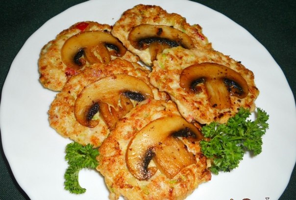 Блюдо из куриного фарша для детей до года Блюдо из куриного фарша для детей до года